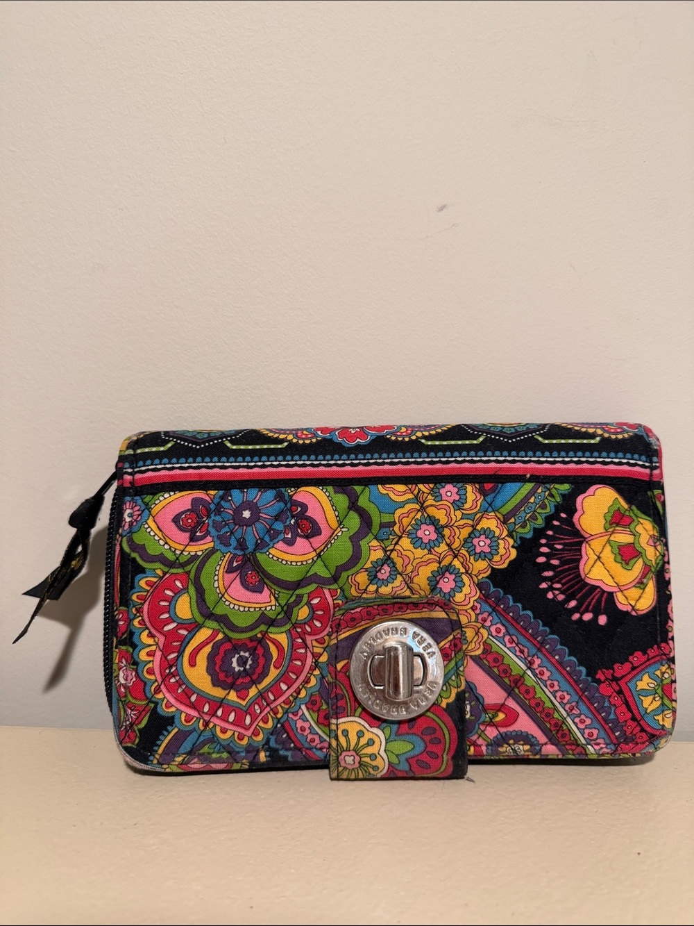 Vera Bradley Black Multi Floral Paisley Turnlock Wallet